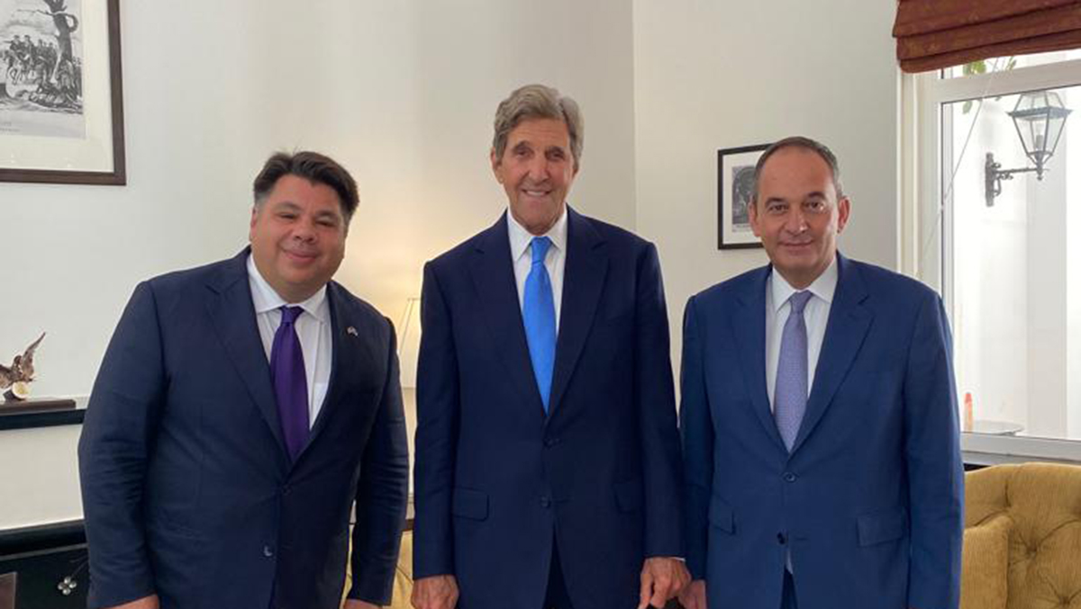 plakiotakis kerry