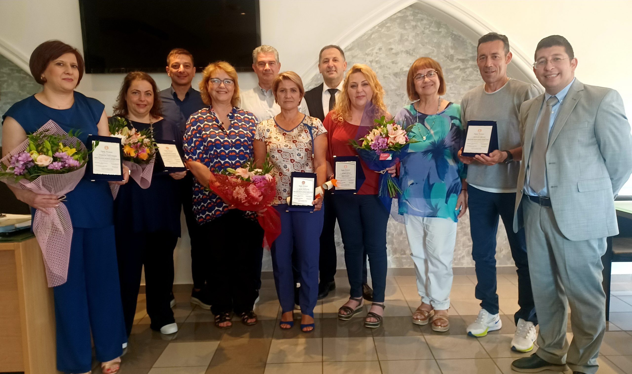 Οι αρχαιότεροι ξενοδοχοϋπάλληλοι του ομίλου Ιωαννίδη και του Irene Palace τιμήθηκαν από την Ε.Ξ.Ρ