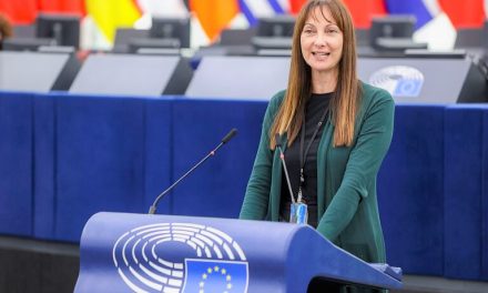 Παρέμβαση Κουντουρά στο ευρωκοινωβούλιο για την ηλεκτροκίνηση