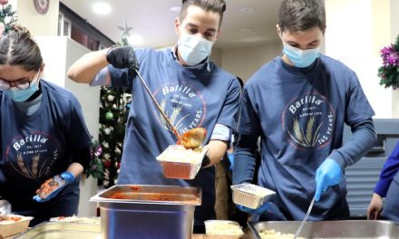 <strong>ήμος Αθηναίων: 2.400 «γεύματα αγάπης» για άστεγους και φιλοξενούμενους σε δομές την Παραμονή και την Ημέρα των Χριστουγέννων</strong>