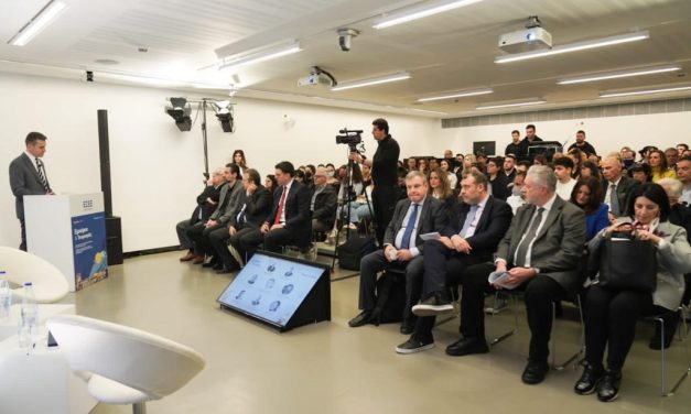 <strong><u>Έρευνα ΕΣΕΕ: Εμπόριο & Τουρισμός – Η στρατηγική σύνδεση του τοπικού εμπορικού καταστήματος με τον τουρισμό και τα σημαντικά περιθώρια διεύρυνσης της</u></strong>