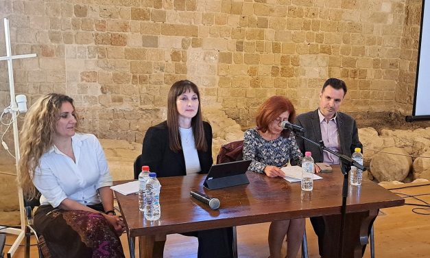 <strong>Κεντρική ομιλήτρια η Έλενα Κουντουρά στην εκδήλωση «Φύλο-Κοινωνία-Θεσμοί» της Δημοτικής Επιτροπής Ισότητας του Δήμου Ρόδου</strong>