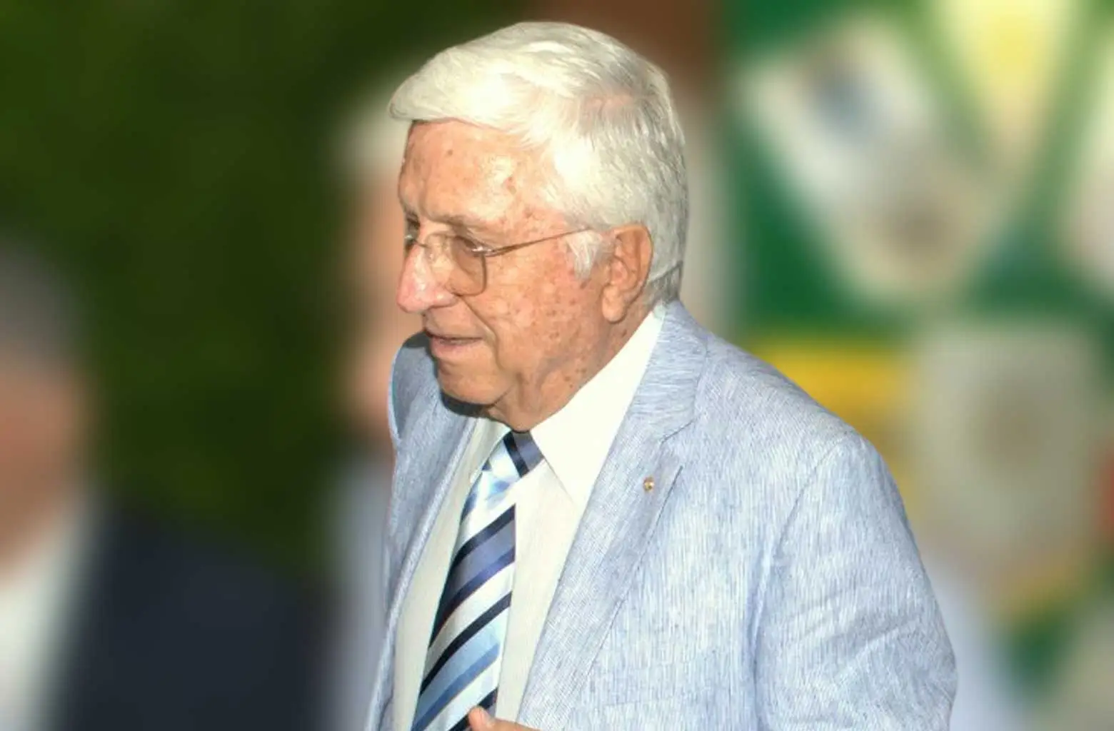 Το Δ.Σ. της ΕΝΩΣΗΣ ΞΕΝΟΔΟΧΕΙΩΝ ΗΡΑΚΛΕΙΟΥ  επί τη αγγελία του θανάτου του αγαπητού  συναδέλφου  , ΣΤΕΛΙΟΥ ΓΙΑΝΝΙΚΑΚΗ