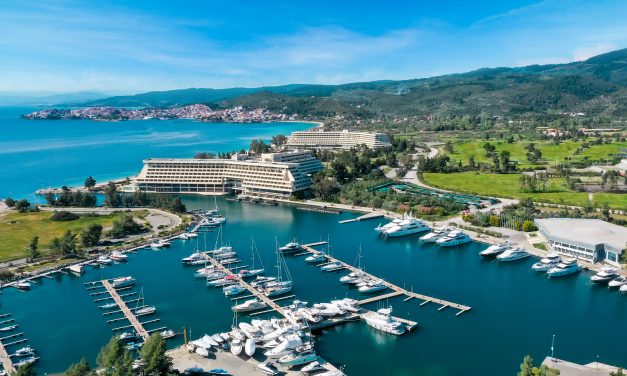 Tο μαγευτικό PORTO CARRAS γίνεται νέος προορισμός για τη διεθνή πολυτελή κρουαζιέρα.
