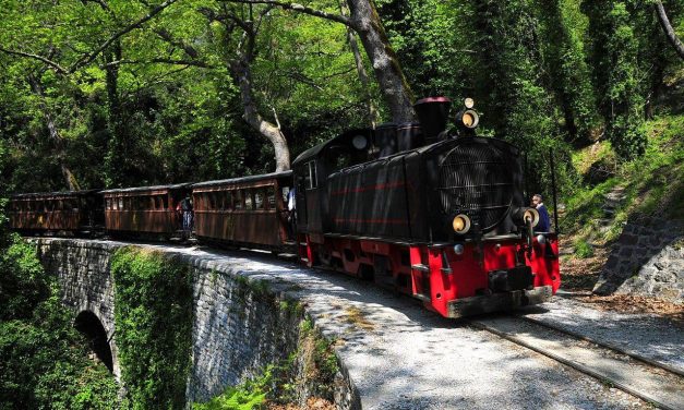 Το τρενάκι του Πηλίου θα σφυρίξει τις ημέρες του Πάσχα