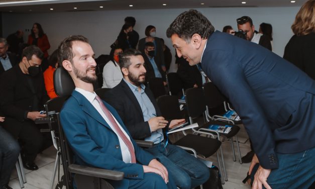 <strong>Βασίλης Κικίλιας: “H ισότιμη πρόσβαση στη θάλασσα αποτελεί αυτονόητο ανθρώπινο δικαίωμα”</strong> 