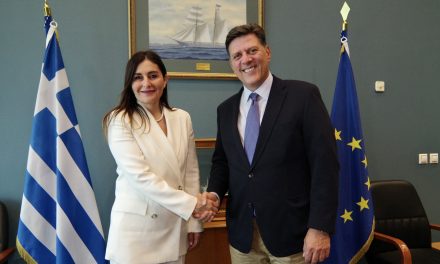 <strong>Συνάντηση Υπουργού Ναυτιλίας & Νησιωτικής Πολιτικής Μιλτιάδη Βαρβιτσιώτη με την Υφυπουργό Ναυτιλίας παρά τω Προέδρω της Κύπρου Μαρίνας Χατζημανώλη</strong>