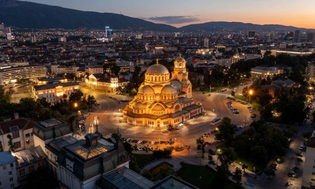 Στη φετινή διοργάνωση της Philoxenia είναι τιμώμενη χώρα η Βουλγαρία, η οποία διαθέτει πολλούς τουριστικού ενδιαφέροντος «θησαυρούς» και ιδιαίτερα πολιτισμικά χαρακτηριστικά.