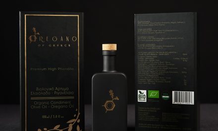 Σταύρος Στάγκος ο παραγωγός του προϊόντος <strong>«Oregano of Greece» Βιολογικό Άρτυμα Ελαιόλαδο – Ριγανέλαιο</strong>
