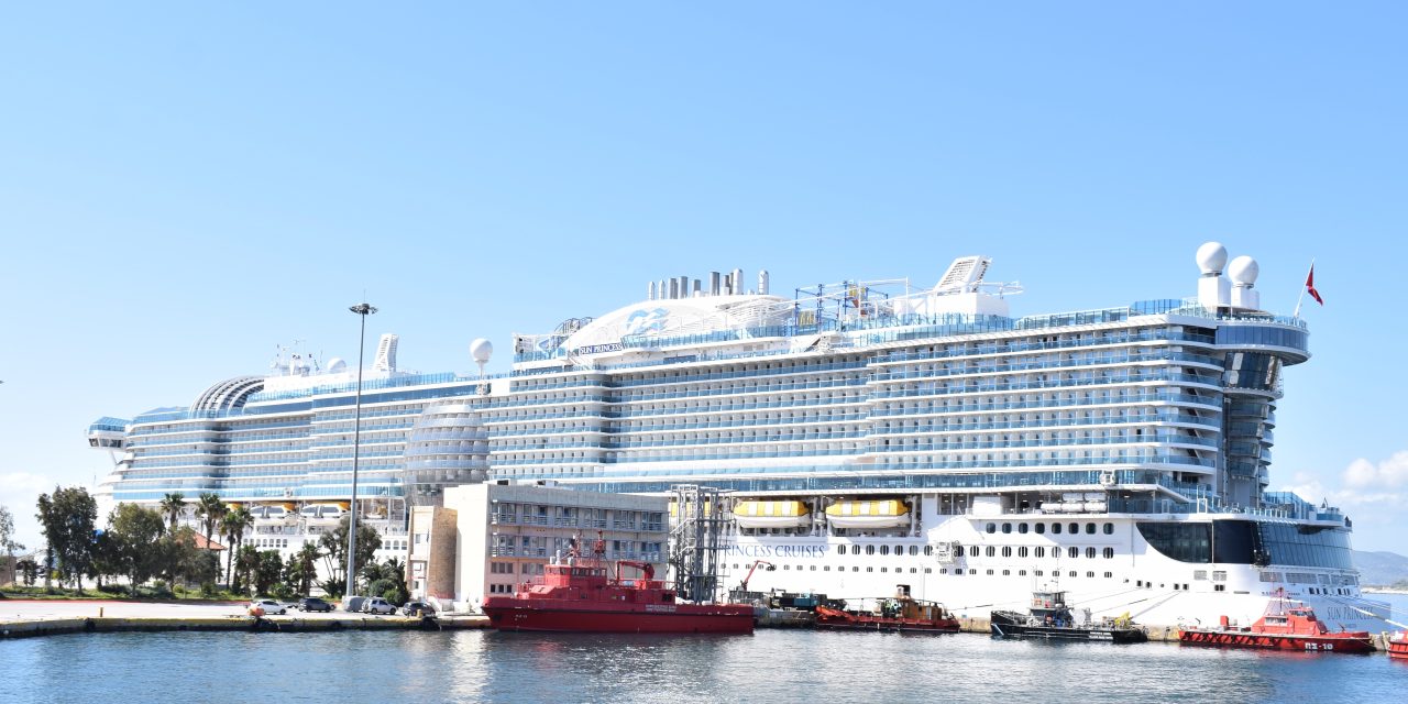 <strong>ΟΛΠ Α.Ε.: Εκδήλωση υποδοχής του νέου κρουαζιερόπλοιου Sun Princess στο λιμάνι του Πειραιά  – Το Λιμάνι του Πειραιά κορυφαίος προορισμός κρουαζιέρας στη Μεσόγειο</strong>