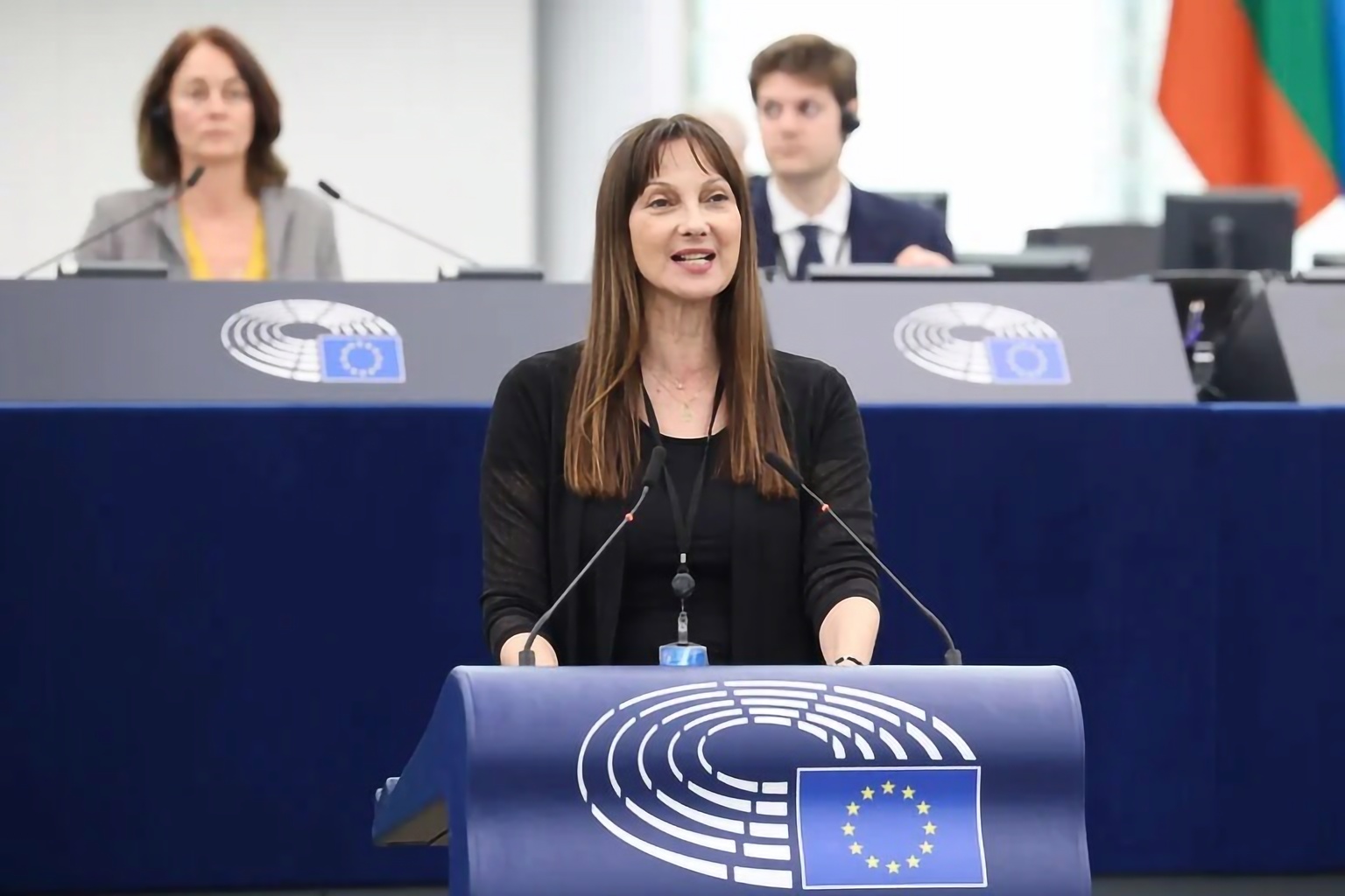Έλενα Κουντουρά: Στους 5 πιο επιδραστικούς Έλληνες Ευρωβουλευτές – στους 20 κορυφαίους ευρωβουλευτές  της Ευρώπης για το έργο στις μεταφορές και τον τουρισμό, σύμφωνα με την έκθεση MEP Influence Index 2024 του ΕU Matrix.
