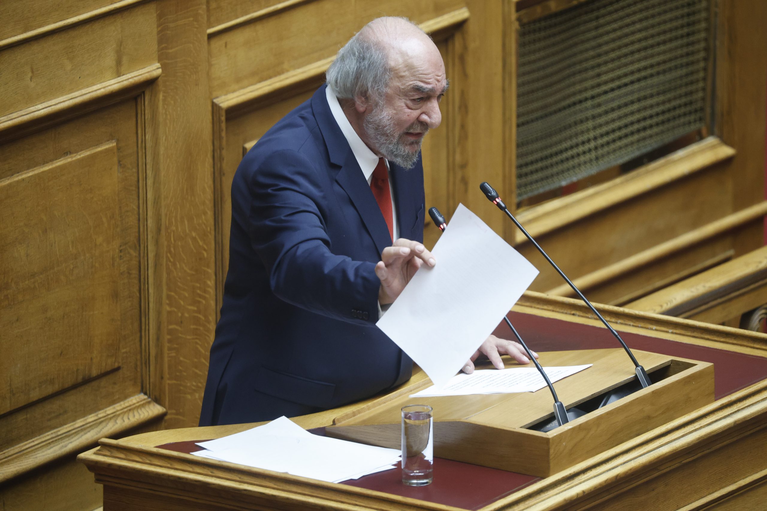 Αποκλείει το Υπ. Τουρισμού από τον Οδηγό Michelin τα νησιά μας Επίκαιρη Ερώτηση Νικητιάδη στη Βουλή