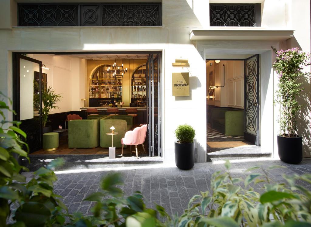 Villa Brown Ermou: Μια γευστική εμπειρία στο κέντρο της Αθήνας