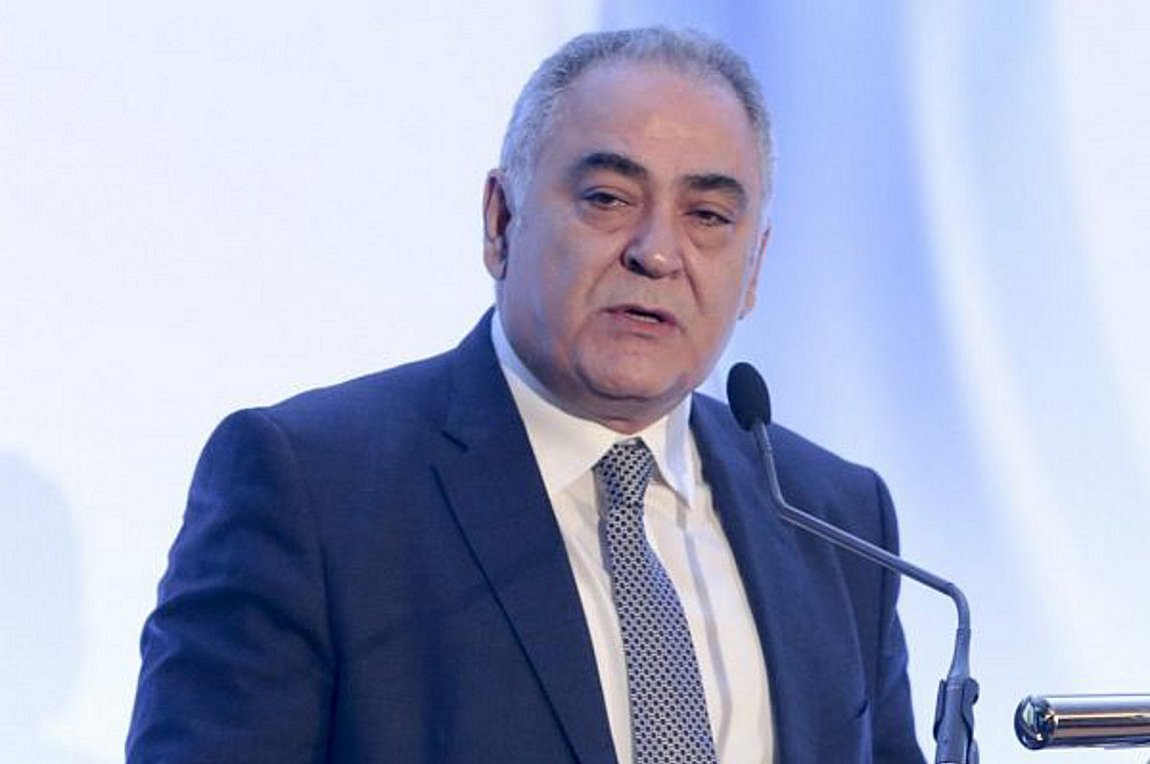 Γ. Χατζηθεοδοσίου: “Φρένο” στις αυξήσεις των ασφαλίστρων υγείας
