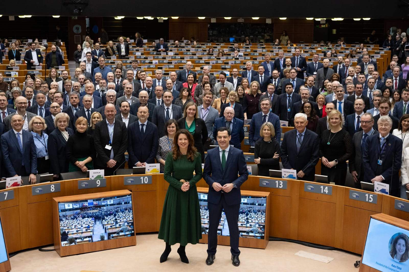 Και τα 12 μέλη της Ελληνικής Αντιπροσωπείας σε καίριες θέσεις ευθύνης κατά τη νέα θητεία της Επιτροπής των Περιφερειών