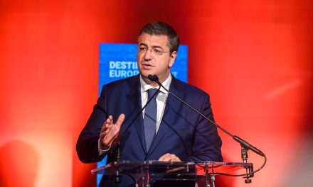 <strong>Α. Τζιτζικώστας στο “Destination Europe Summit 2025”: “Απλοποιούμε και κάνουμε πιο προσιτή τη χρηματοδότηση της ΕΕ στον τουρισμό για Κράτη Μέλη και επιχειρήσεις”</strong>