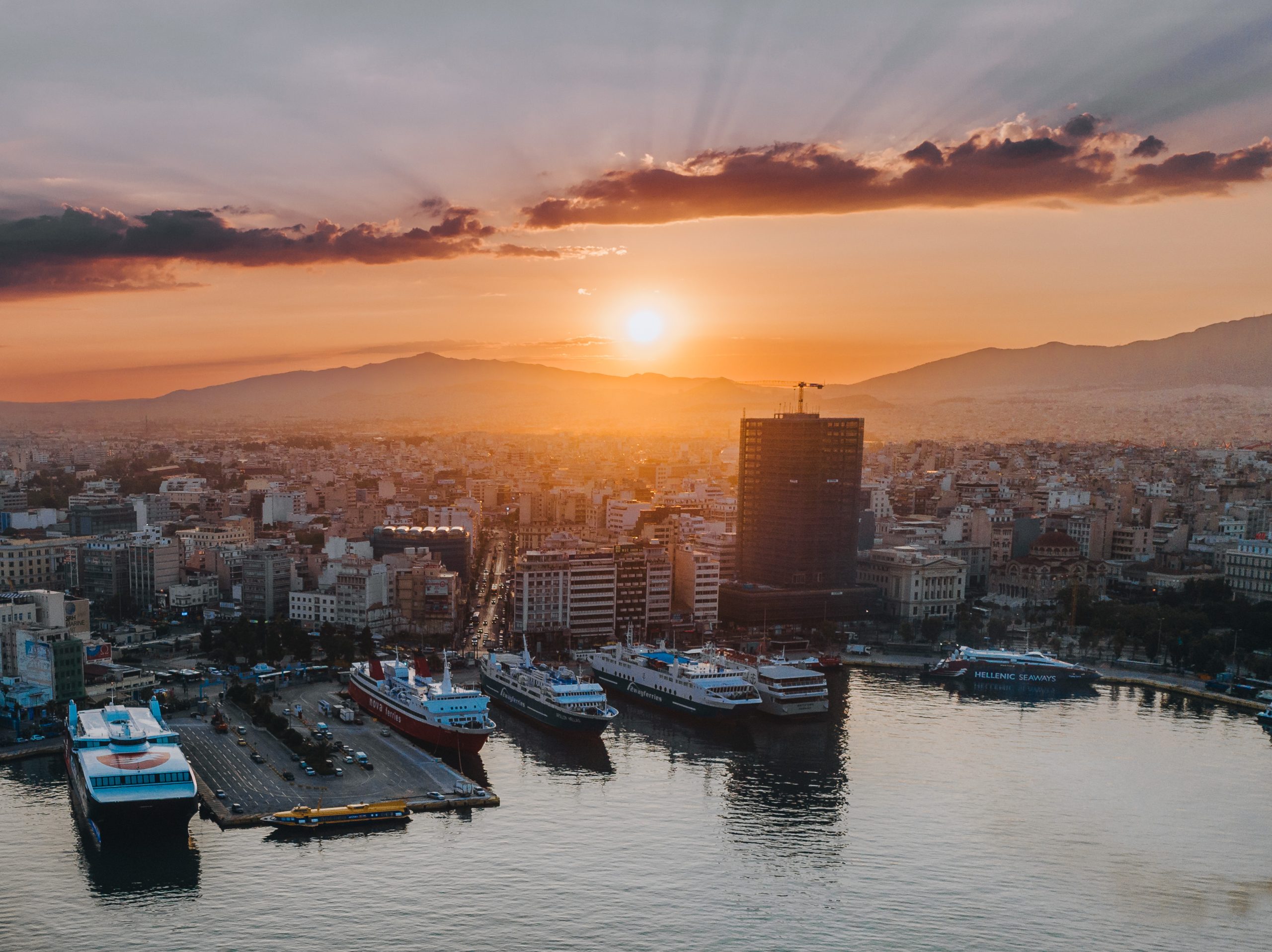 ΟΛΠ Α.Ε.: Το λιμάνι του Πειραιά σε ετοιμότητα για την αυξημένη πασχαλινή κίνηση με νέα έργα και παρεμβάσεις 