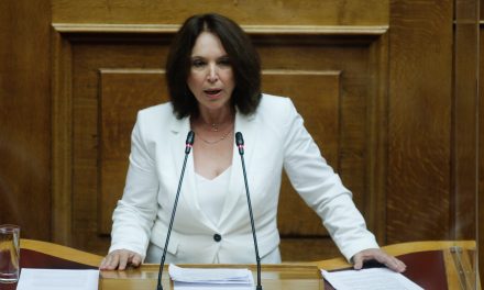 Καλλιόπη Βέττα: «Η κυβέρνηση της Ν.Δ. συνεχίζει τον τορπιλισμό των εργασιακών σχέσεων και στον τουρισμό, επιχειρηματολογώντας ότι όλα γίνονται για το καλό των εργαζόμενων!»￼