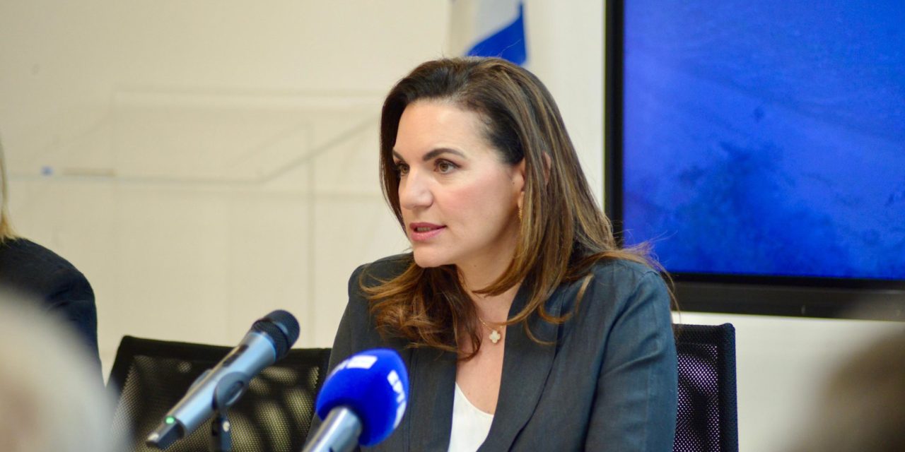 Συνέντευξη Τύπου στο Υπουργείο Τουρισμού για την παρουσίαση του πλαισίου αναβάθμισης της λειτουργίας των εκπαιδευτηρίων τουριστικής εκπαίδευσης και κατάρτισης