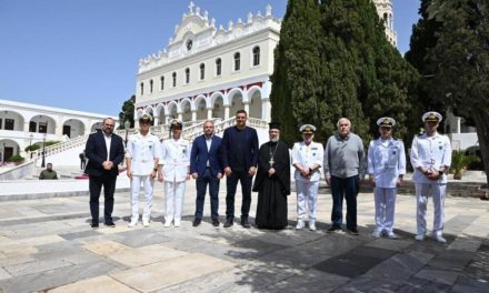 <strong>Βασίλης Κικίλιας από Τήνο: «Δημοπρατείται έργο (master plan) 2,5 εκατομμυρίων ευρώ για την αναβάθμιση του κεντρικού λιμένα της Τήνου»</strong>