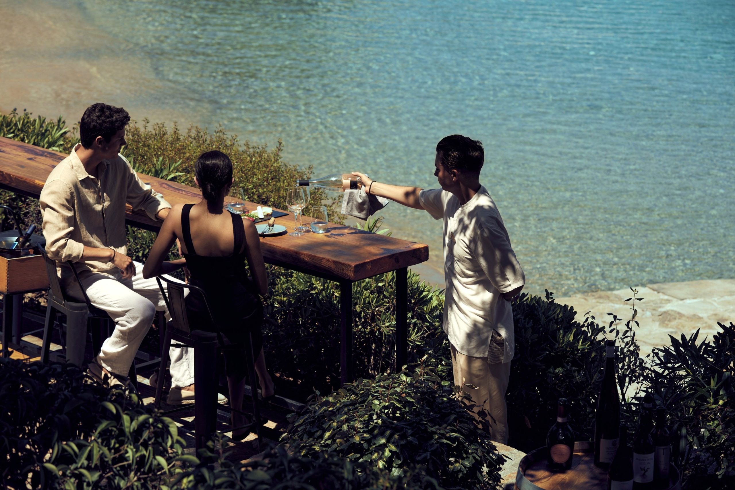 Οι κορυφαίοι της αθηναϊκής γαστρονομίας συνεχίζουν το ταξίδι τους στο Minos Beach Art Hotel