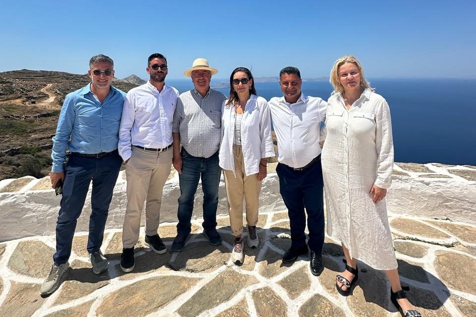 Επίσκεψη Υπουργού Τουρισμού σε Σαντορίνη Σίκινο Φολέγανδρο  Ανάφη