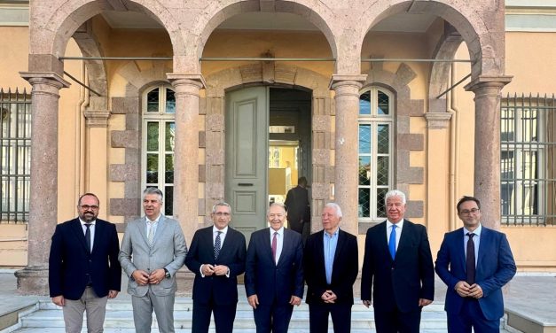 ΣΥΝΑΝΤΗΣΗ ΥΦΥΝΑΝΠ ΣΤΕΦΑΝΟΥ ΓΚΙΚΑ ΜΕ ΠΕΡΙΦΕΡΕΙΑΡΧΕΣ ΝΗΣΙΩΤΙΚΩΝ ΠΕΡΙΟΧΩΝ