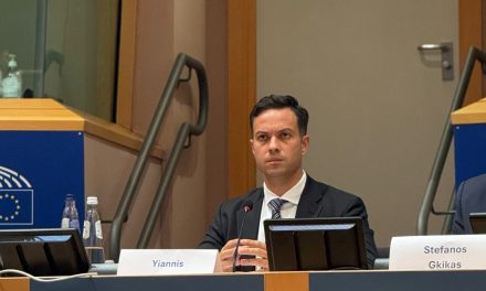 Γιάννης Χατζής από το βήμα του Ευρωπαϊκού Κοινοβουλίου: “Ευρωπαϊκά Νησιά με Υποδομές – Όχι βραχυχρόνιες μισθώσεις χωρίς όρια