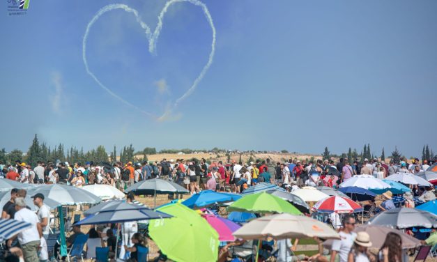 Ένας μήνας απομένει για τη μεγαλύτερη αεροπορική γιορτή! ￼
