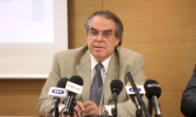 Δ. Πολλάλης Το παράδοξο του τουρισμού: Φουλ κρατήσεις… άδεια πορτοφόλια στη Λακωνία