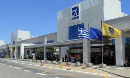 ΙΝΣΕΤΕ: Αύξηση 5,7% στις διεθνείς αεροπορικές αφίξεις το πρώτο εξάμηνο του 2025