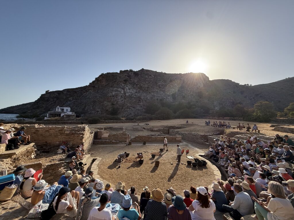 Μια Γιορτή για την Καρθαία: Θέατρο και αρχαιολογία συναντήθηκαν μέσα από τον Ευριπίδη