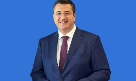 Εγκαίνια του Περιπτέρου της ΕΕ στην 89η ΔΕΘ από τον Επίτροπο Α. Τζιτζικώστα