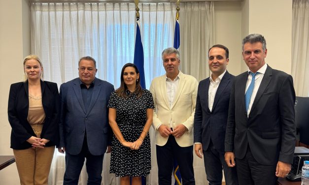 ΕΠΙΣΚΕΨΗ ΥΠΟΥΡΓΟΥ ΤΟΥΡΙΣΜΟΥ ΣΤΗΝ ΚΟΜΟΤΗΝΗ