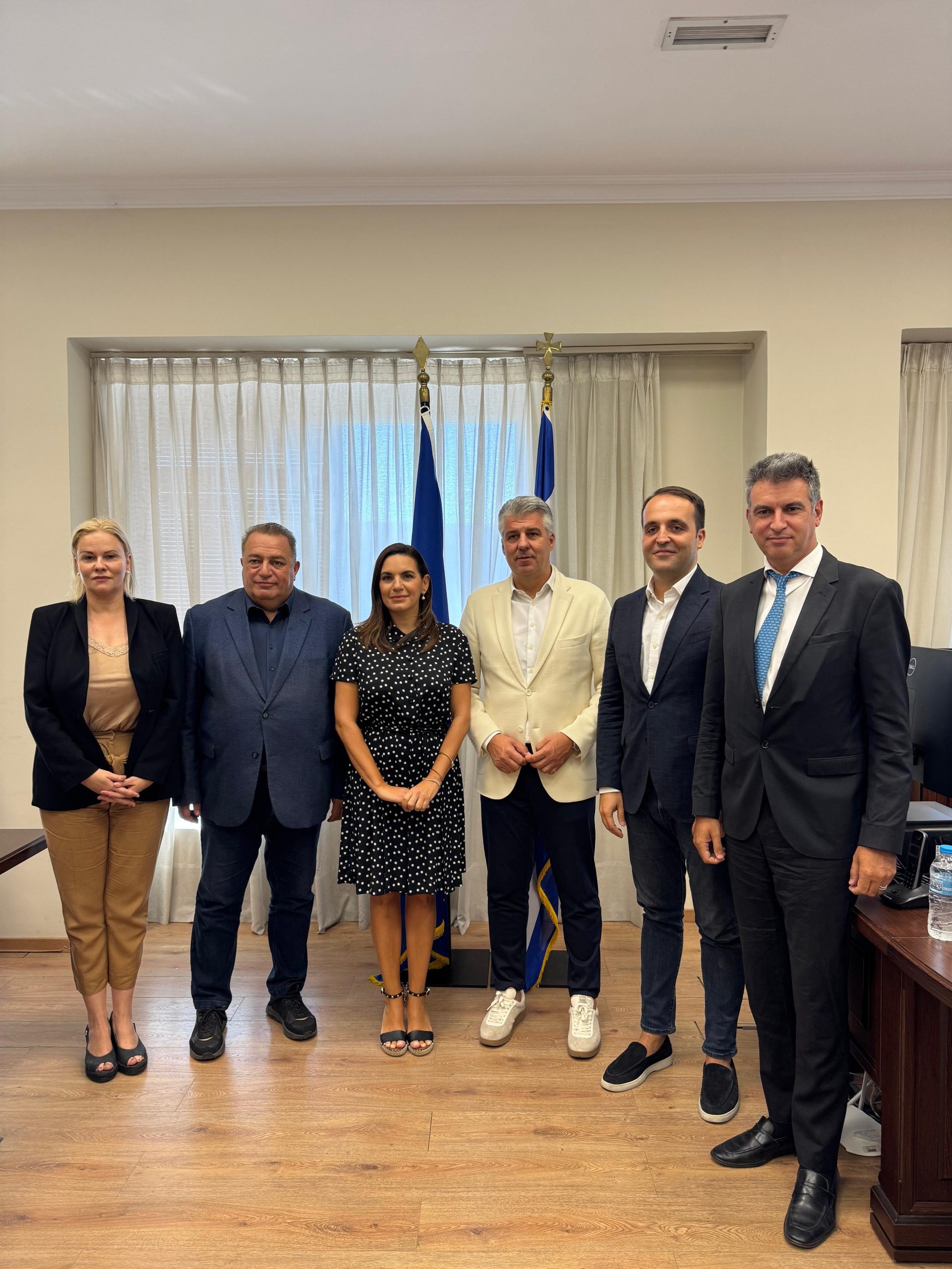 ΕΠΙΣΚΕΨΗ ΥΠΟΥΡΓΟΥ ΤΟΥΡΙΣΜΟΥ ΣΤΗΝ ΚΟΜΟΤΗΝΗ