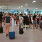 Αύξηση 5% στον διεθνή τουρισμό το πρώτο εξάμηνο του 2025 παρά τις παγκόσμιες προκλήσεις