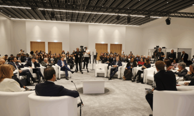 Οι υπουργοί προσδιορίζουν τις επενδύσεις και την εκπαίδευση ως κλειδί για την αξιοποίηση του παγκόσμιου δυναμικού του τουρισμού