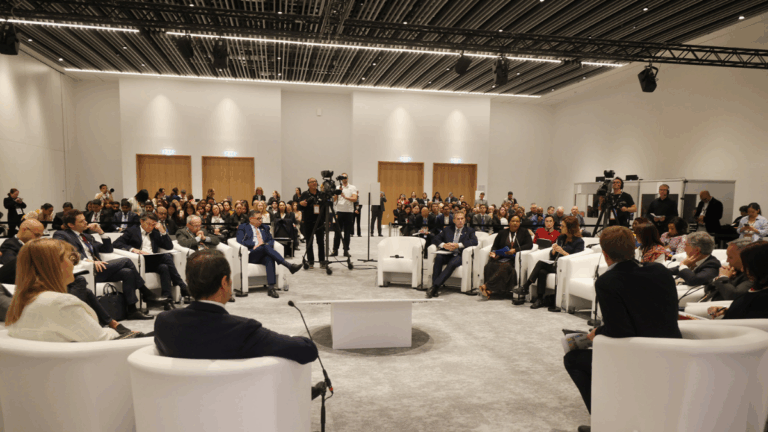 Οι υπουργοί προσδιορίζουν τις επενδύσεις και την εκπαίδευση ως κλειδί για την αξιοποίηση του παγκόσμιου δυναμικού του τουρισμού