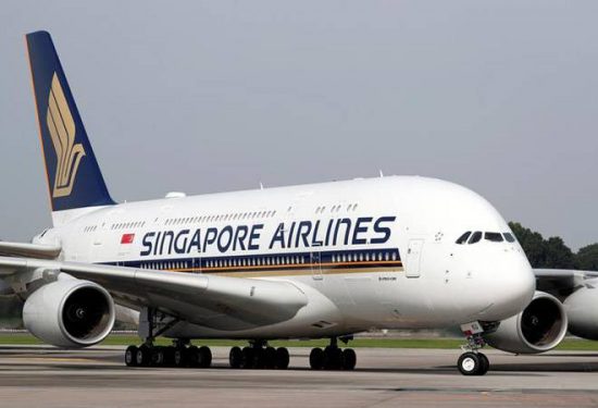 SINGAPORE AIRLINES – Ισχυρά Λειτουργικά Κέρδη του Ομίλου για το Πρώτο Εξάμηνο, και Μειωμένα Καθαρά Κέρδη λόγω της Συμμετοχής στις Ζημίες Συνδεδεμένης Εταιρείας