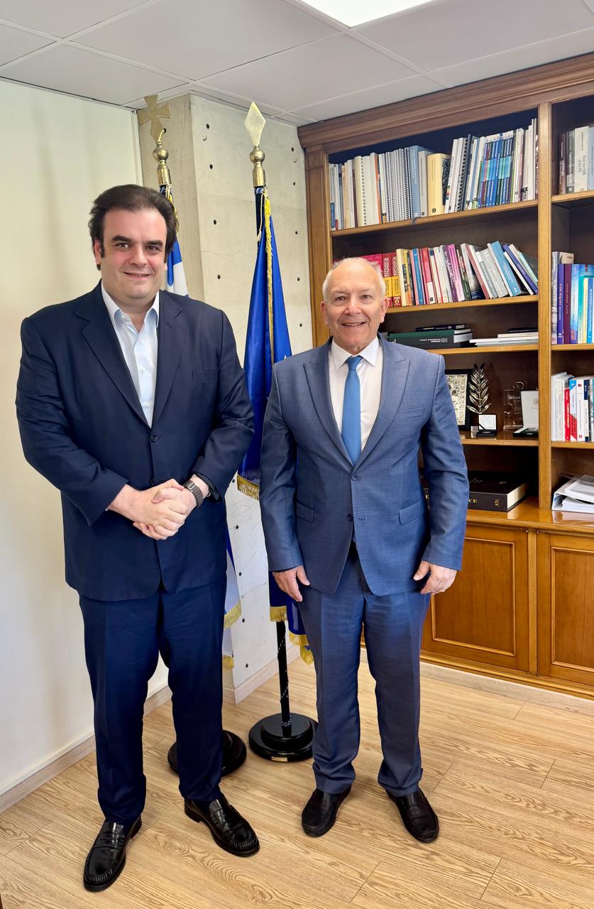 Στέφανος Γκίκας: «Όπως είχαμε υποσχεθεί, παραχωρείται το Παραλιακό Μέτωπο στον Δήμο Κ. Κέρκυρας και Διαποντίων Νήσων – Ένα αίτημα πολλών χρόνων ικανοποιείται!»