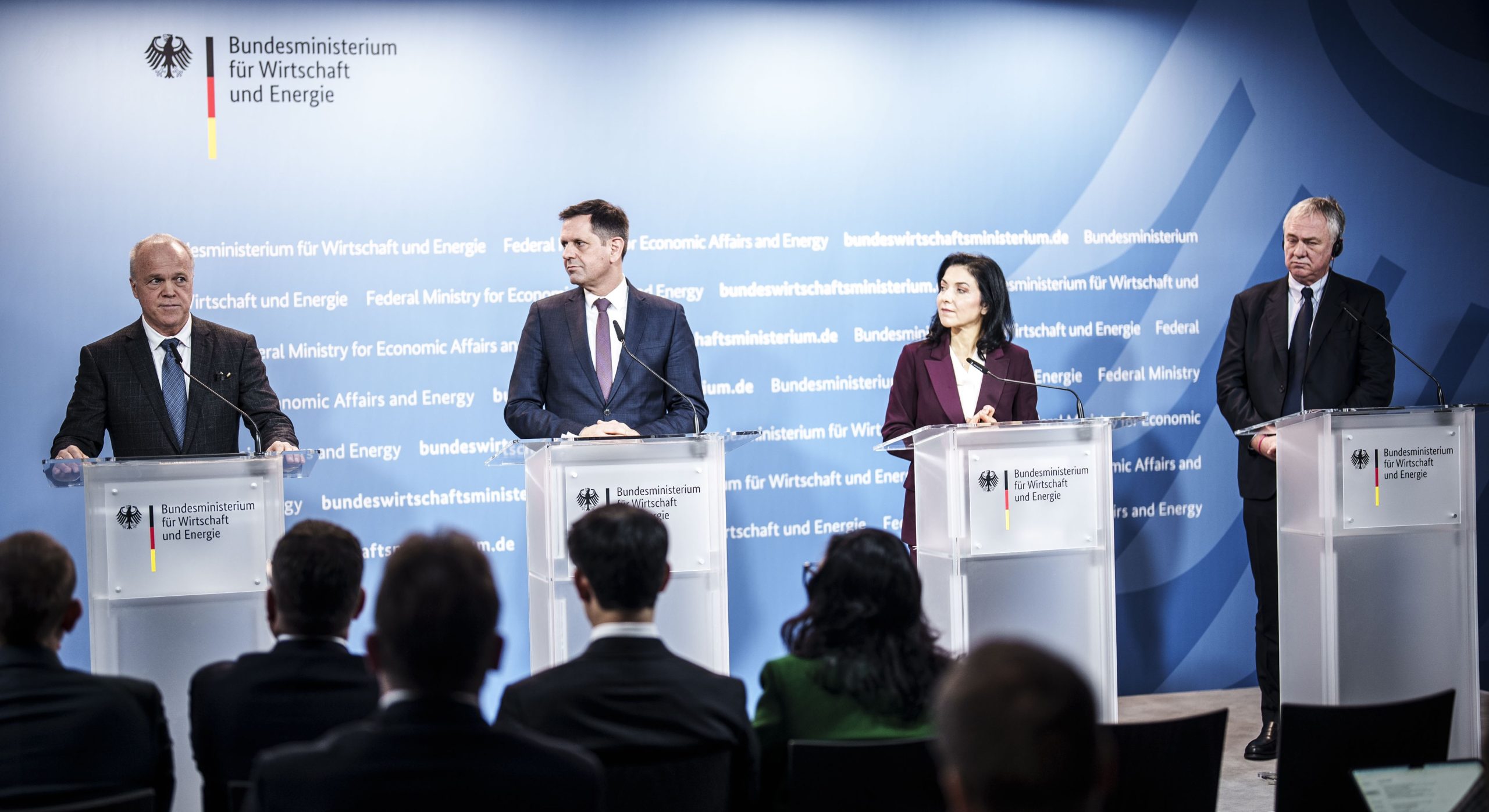 MSC CRUISES ΚΑΙ MEYER WERFT ΥΠΟΓΡΑΦΟΥΝ ΙΣΤΟΡΙΚΗ ΣΥΜΦΩΝΙΑ ΓΙΑ ΕΞΙ ΚΡΟΥΑΖΙΕΡΟΠΛΟΙΑ ΝΕΑΣ ΓΕΝΙΑΣ