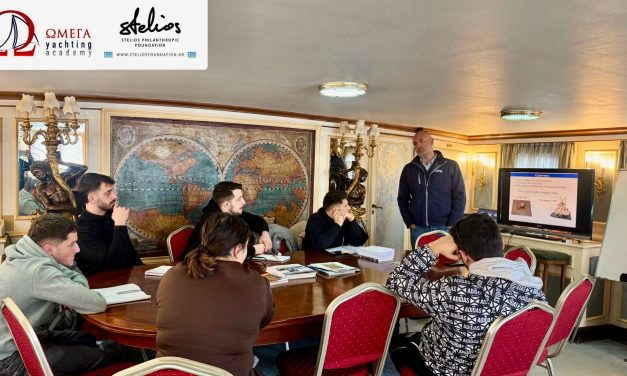 <strong>ΤΟ ΦΙΛΑΝΘΡΩΠΙΚΟ ΙΔΡΥΜΑ ΣΤΕΛΙΟΣ ΧΑΤΖΗΙΩΑΝΝΟΥ ΕΠΕΝΔΥΕΙ<br>ΣΤΗ ΝΕΑ ΓΕΝΙΑ ΤΗΣ ΝΑΥΤΟΣΥΝΗΣ ΜΕ 10 ΥΠΟΤΡΟΦΙΕΣ<br>ΣΕ ΣΥΝΕΡΓΑΣΙΑ ΜΕ ΤΟ Ω</strong><strong>MEGA</strong><strong> </strong><strong>YACHTING</strong><strong> </strong><strong>ACADEMY</strong><strong></strong>