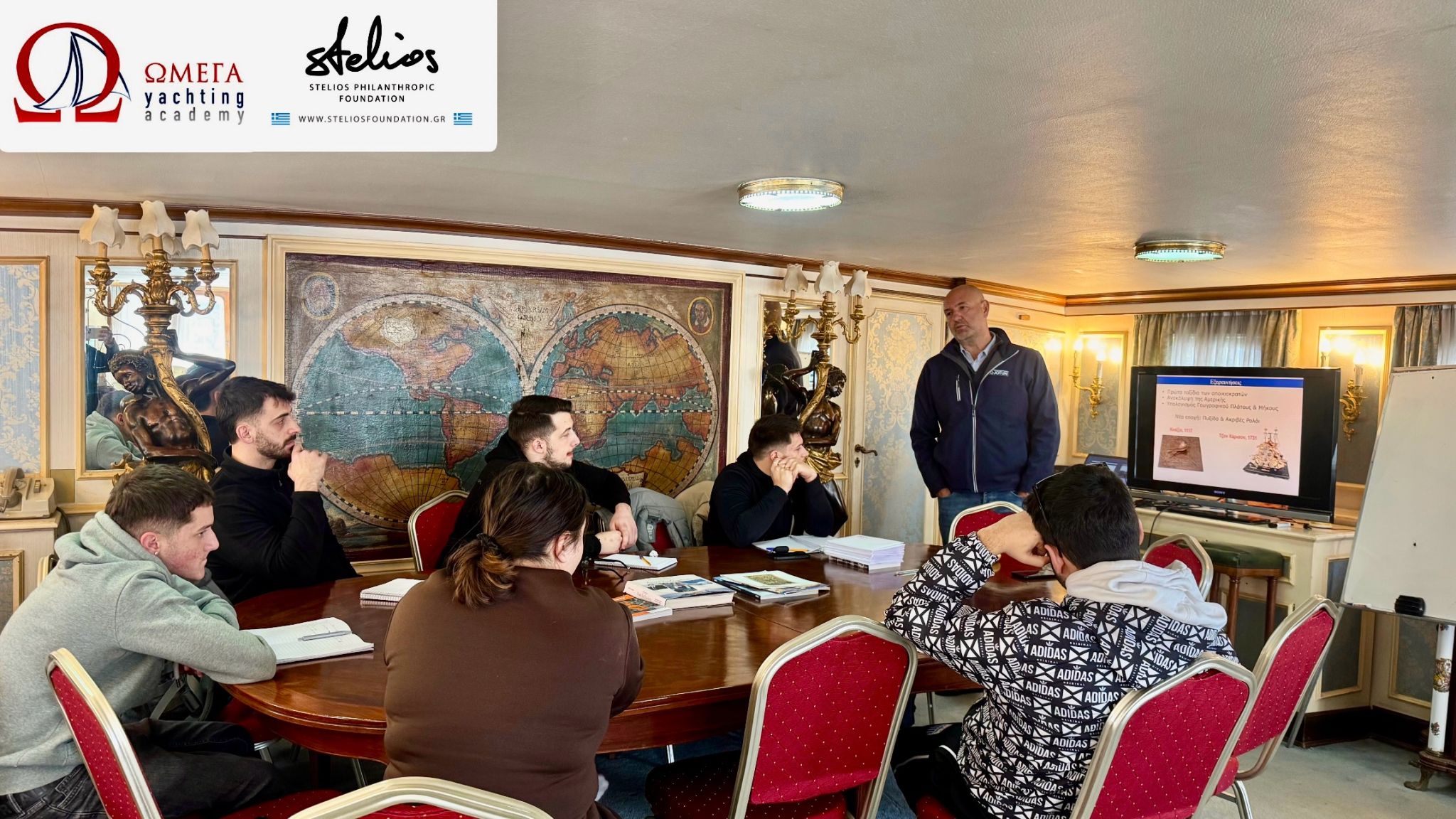 ΤΟ ΦΙΛΑΝΘΡΩΠΙΚΟ ΙΔΡΥΜΑ ΣΤΕΛΙΟΣ ΧΑΤΖΗΙΩΑΝΝΟΥ ΕΠΕΝΔΥΕΙΣΤΗ ΝΕΑ ΓΕΝΙΑ ΤΗΣ ΝΑΥΤΟΣΥΝΗΣ ΜΕ 10 ΥΠΟΤΡΟΦΙΕΣΣΕ ΣΥΝΕΡΓΑΣΙΑ ΜΕ ΤΟ ΩMEGA YACHTING ACADEMY