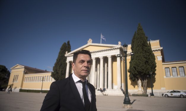 Πώς η Τεχνολογία Διαμορφώνει το Μέλλον του Τουρισμού