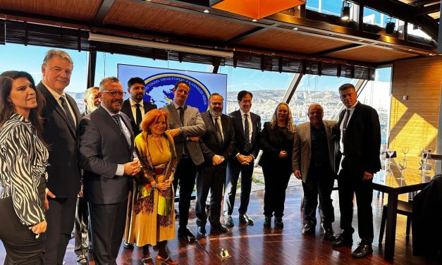 ΕΝΩΣΗ ΝΑΥΤΙΚΩΝ ΠΡΑΚΤΟΡΩΝ ΕΛΛΗΝΙΚΩΝ ΝΗΣΩΝ (ΕΝΠΕΝ)«Θαλάσσια Πάρκα & Mega Yachts: Η Επόμενη Μέρα για τα Ελληνικά Νησιά»