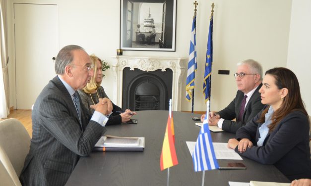 Η υπουργός Τουρισμού Όλγα Κεφαλογιάννη συναντήθηκε με τον πρέσβη της Ισπανίας στην Ελλάδα
