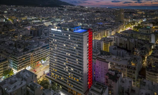 Το President Hotel Athens αποκαλύπτει την ανανεωμένη εξωτερική κλίμακα πυρασφάλειας με την υπογραφή του Minos Digenis Arquitectos