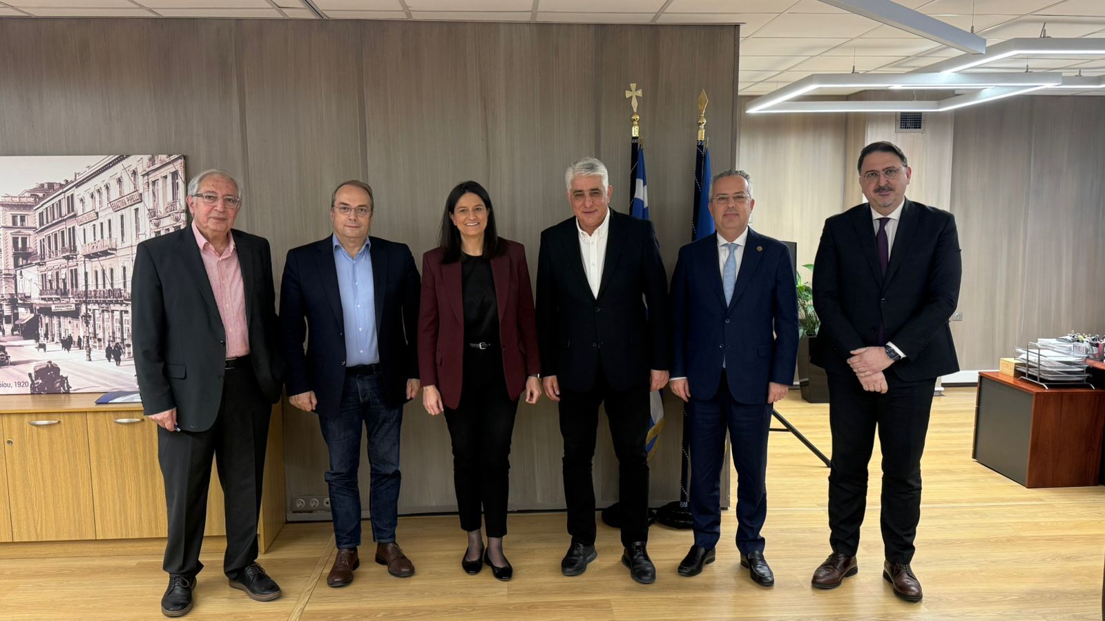 ΚΕΔΕ στο Υπουργείο Εργασίας & Κοινωνικής Ασφάλισης: Ξεκάθαρο μήνυμα για άμεση ενίσχυση με προσωπικό στους Δήμους, με διασφάλιση και ενίσχυση του προγράμματος 55+￼