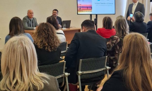 Έρευνα: Η Ελλάδα δημοφιλέστερος τουριστικός προορισμός για τους Σέρβους ταξιδιώτες