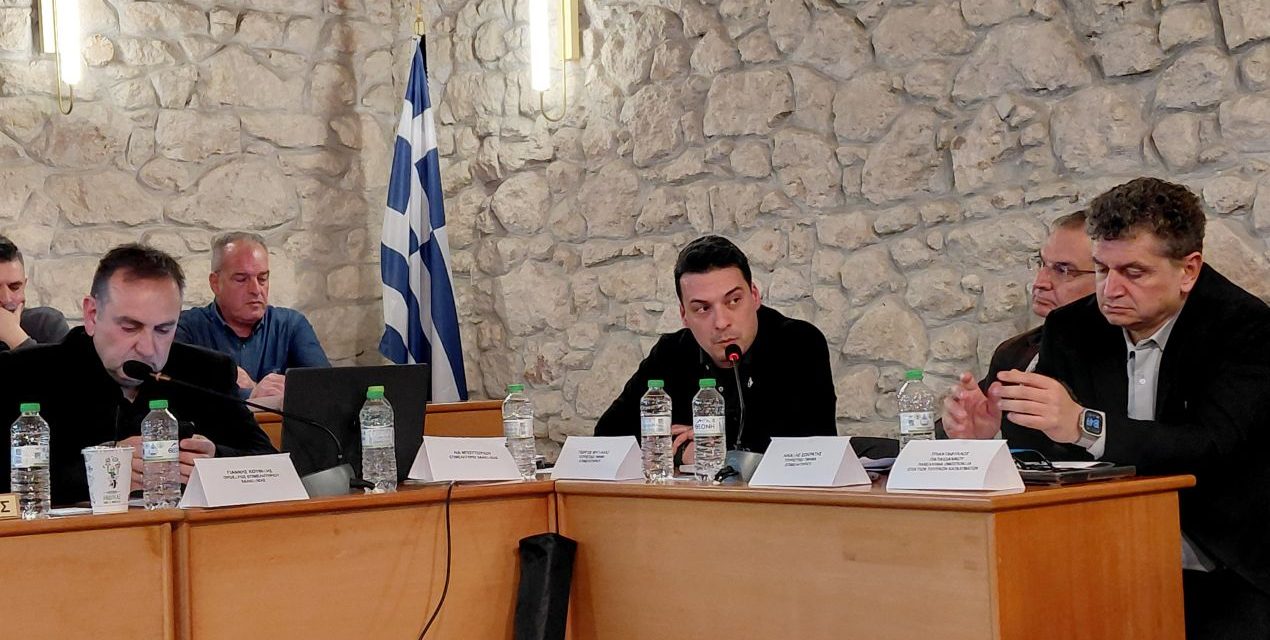 ΕΠΙΜΕΛΗΤΗΡΙΟ ΧΑΛΚΙΔΙΚΗΣ_  ΔΤ & ΦΩΤΟ ΑΠΟ ΣΥΝΑΝΤΗΣΗ ΜΕ ΤΟΥΡΙΣΤΙΚΕΣ ΕΠΙΧΕΙΡΗΣΕΙΣ ΚΑΣΣΑΝΔΡΑΣ